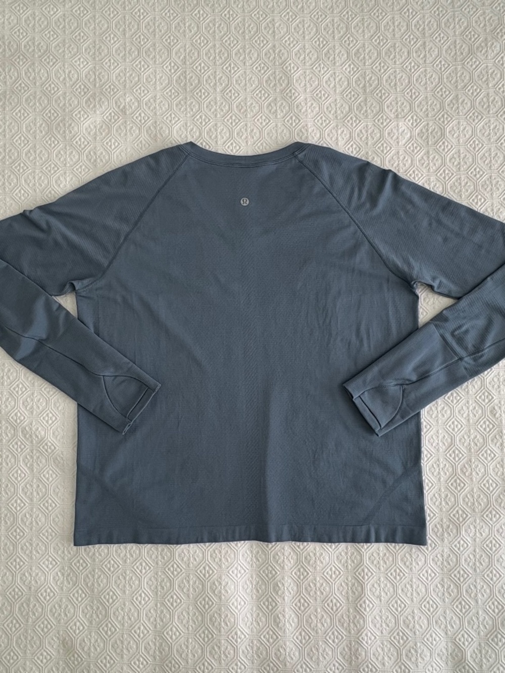 Lululemon Swiftly Tech Long Sleeve Waist-Length Steel Blue Size 16 Like New